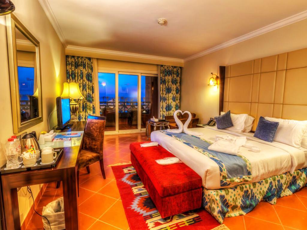 Porto Matrouh Beach Resort Мерса-Матрух Экстерьер фото