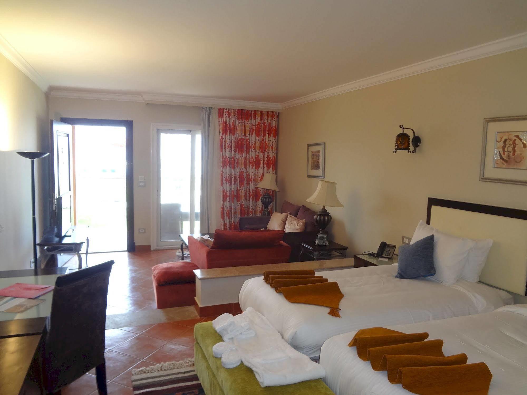 Porto Matrouh Beach Resort Мерса-Матрух Экстерьер фото